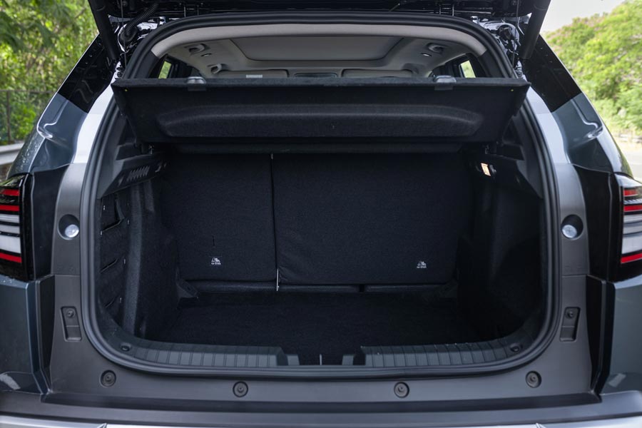 ���� ������ Nissan Tekton. �������� Nissan Tekton