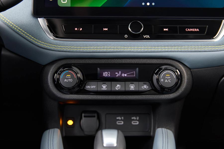 ���� ������ Nissan Versa. �������� Nissan Versa