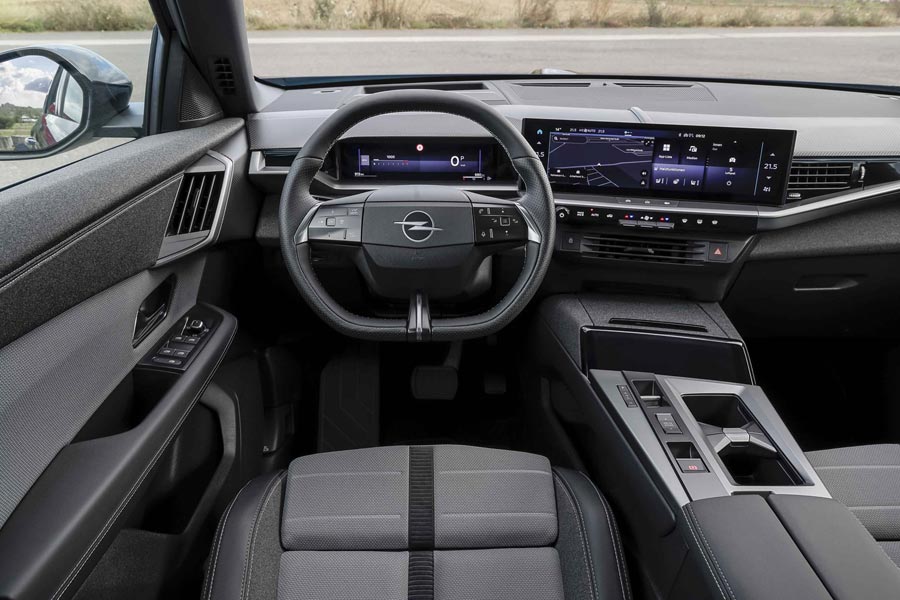   Opel Grandland.  Opel Grandland