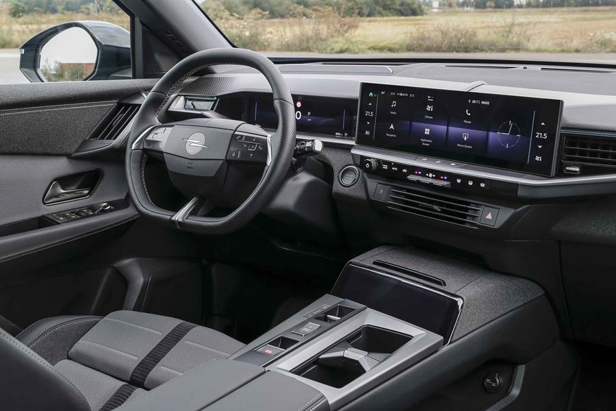   Opel Grandland.  Opel Grandland