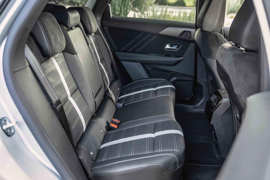   Opel Grandland.  Opel Grandland