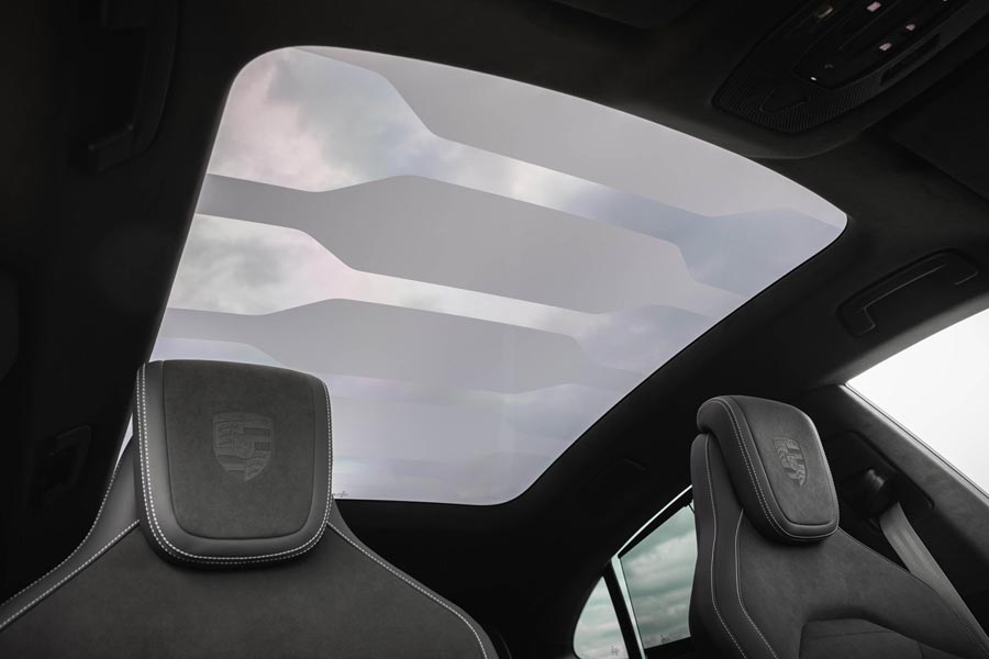 ���� ������ Porsche Cayenne Coupe Electric. �������� Porsche Cayenne Coupe Electric