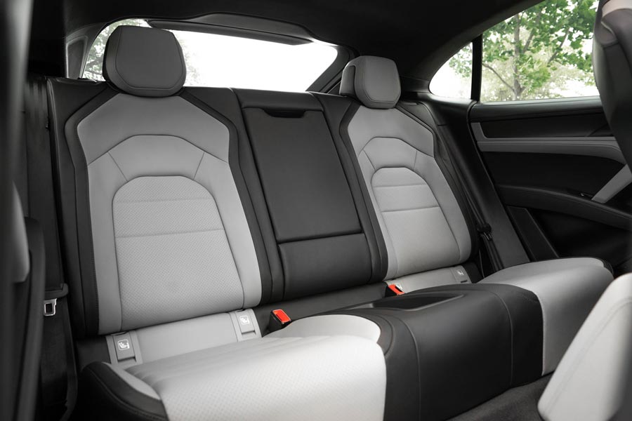 ���� ������ Porsche Cayenne Coupe Electric. �������� Porsche Cayenne Coupe Electric
