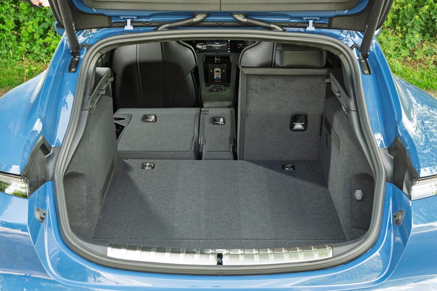   Porsche Taycan Sport Turismo GTS.  Porsche Taycan Sport Turismo GTS