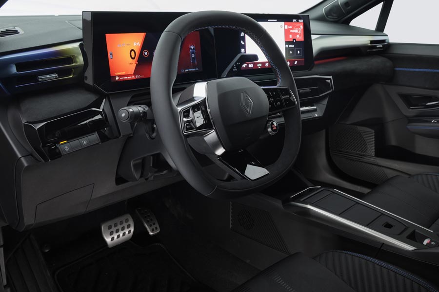   Renault Clio.  Renault Clio