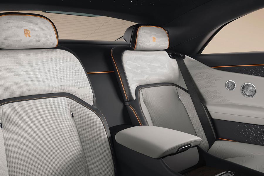 ���� ������ Rolls-Royce Spectre. �������� Rolls-Royce Spectre