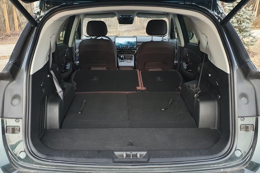   Soueast S09.  Soueast S09