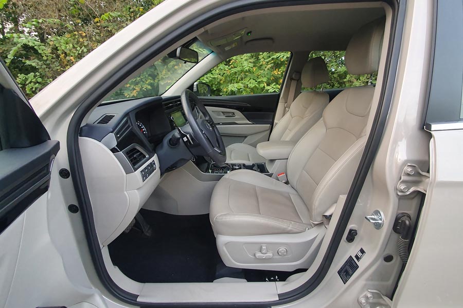   KGM Korando.  KGM Korando