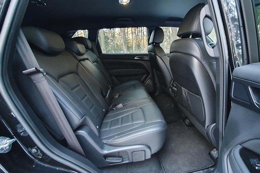 ���� ������ KGM Rexton. �������� KGM Rexton