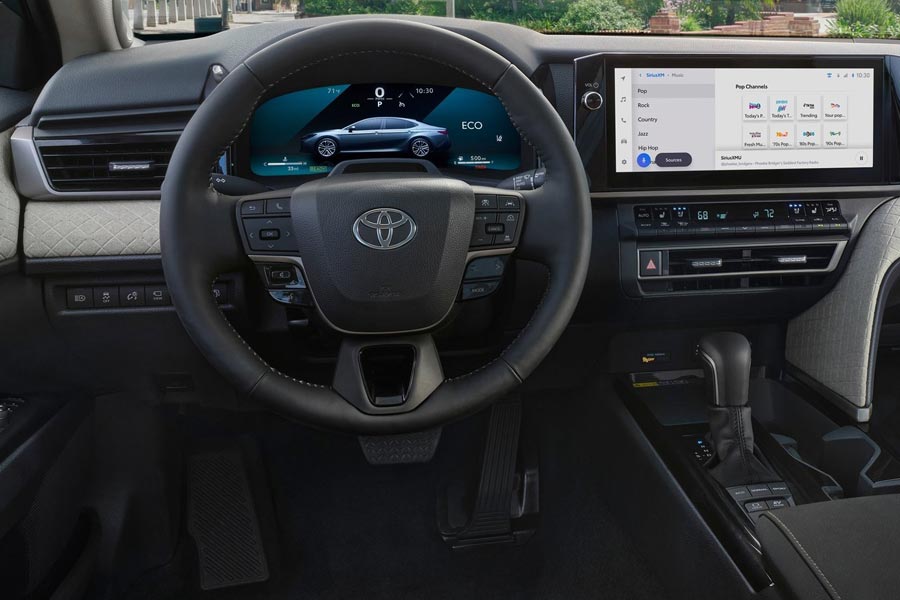   Toyota Camry 2024.  Toyota Camry 2024