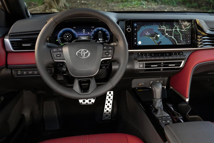   Toyota Camry 2024.  Toyota Camry 2024