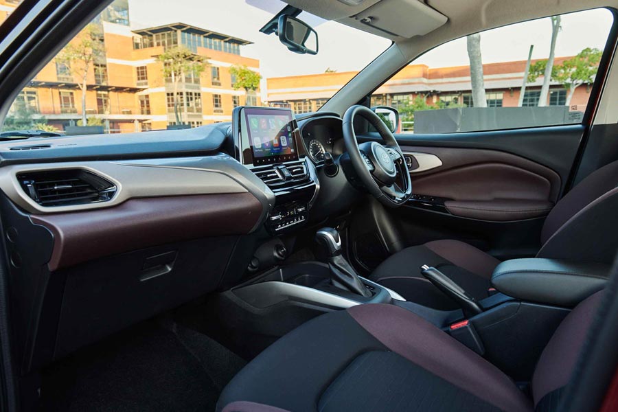   Toyota Starlet Cross.  Toyota Starlet Cross