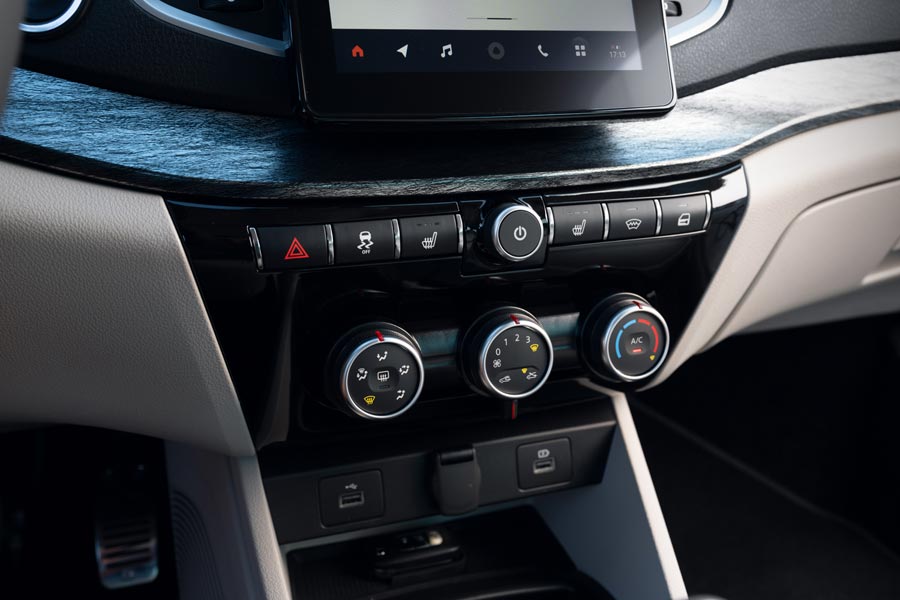   Lada Aura.  Lada Aura