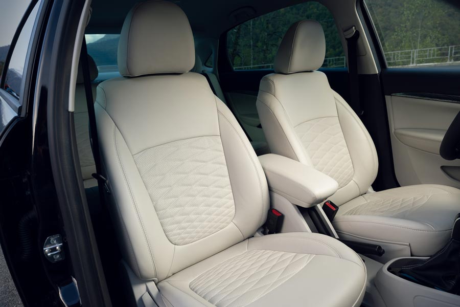   Lada Aura.  Lada Aura