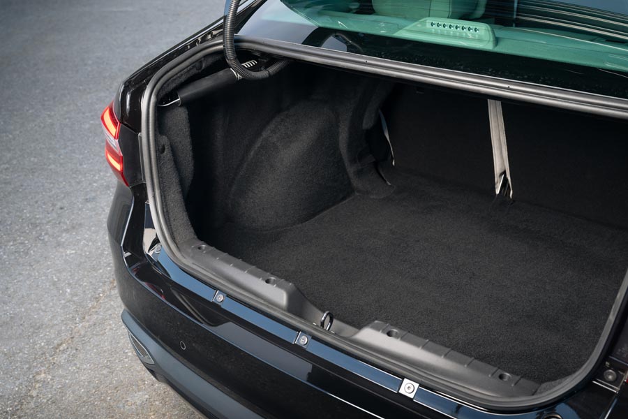   Lada Aura.  Lada Aura