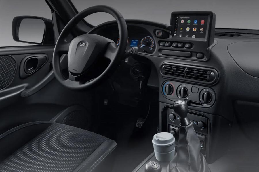 ���� ������ Lada Niva Travel. �������� Lada Niva Travel