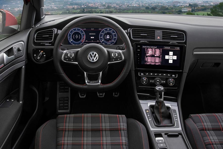   Volkswagen Golf GTI.  Volkswagen Golf GTI