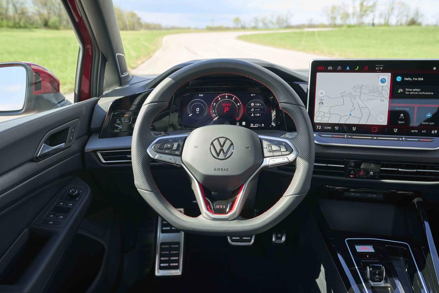   Volkswagen Golf GTI.  Volkswagen Golf GTI