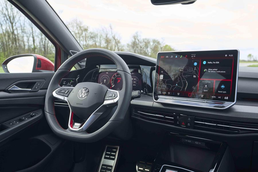   Volkswagen Golf GTI.  Volkswagen Golf GTI