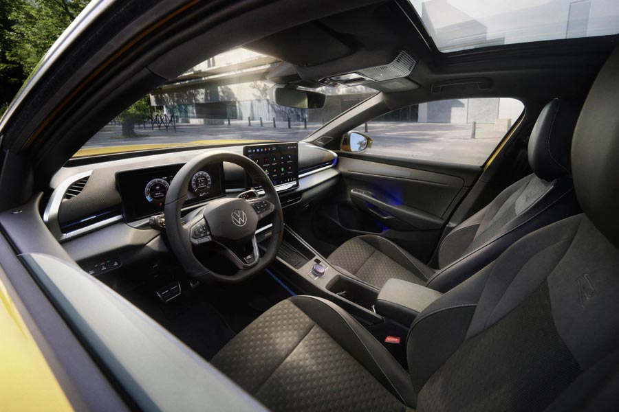   Volkswagen T-Roc 2025.  Volkswagen T-Roc 2025