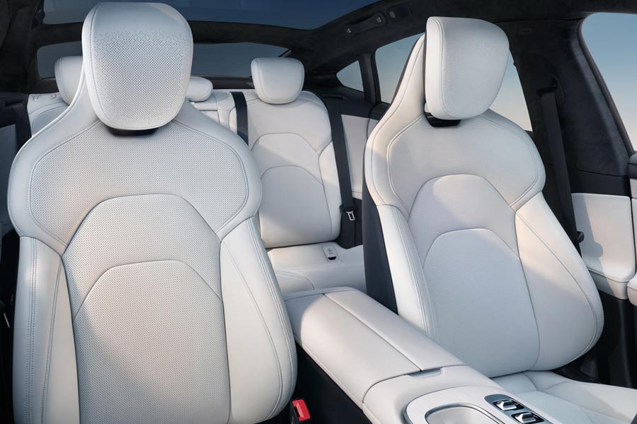   Xiaomi SU7.  Xiaomi SU7