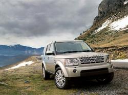 Land Rover Discovery 4.  Land Rover