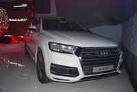  Audi Q7.  CarExpert.ru