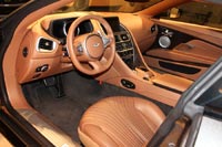 Aston Martin DB11.  CarExpert.ru