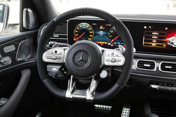  Mercedes GLS   - 1