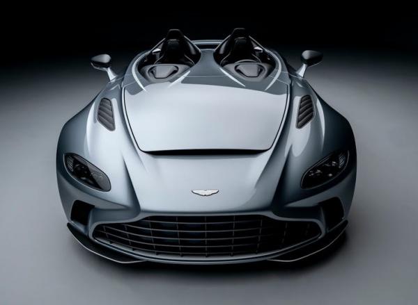 Aston Martin  V12 Speedster.  Aston Martin