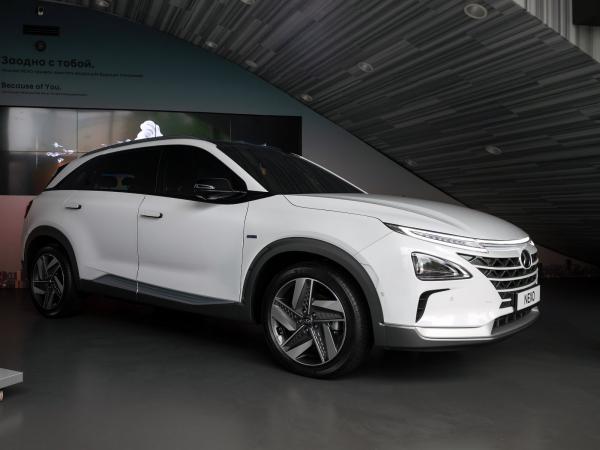 Hyundai Nexo.  Hyundai