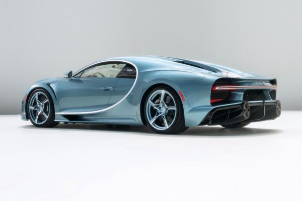 Bugatti   Chiron " " - 2