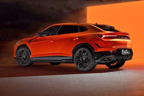 Lamborghini    Urus  - 3