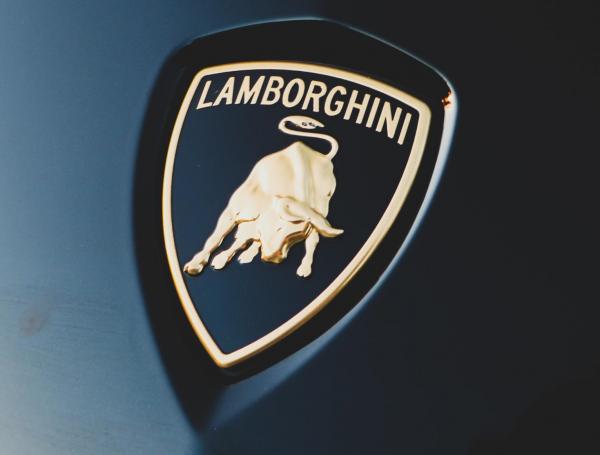   Lamborghini 