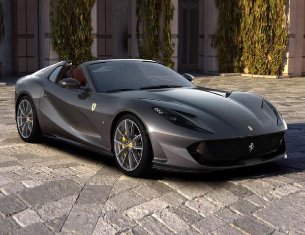 Ferrari 812 GTS.  Ferrari 