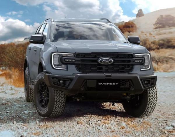 Ford Everest Tremor.  Ford Everest