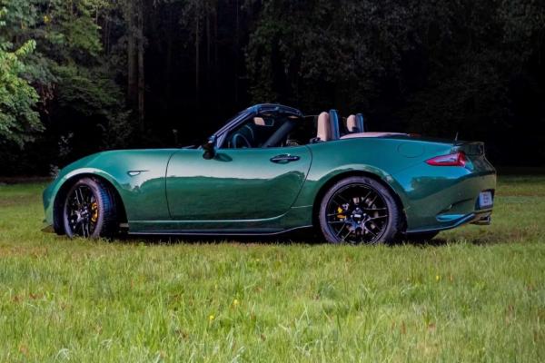 Mazda   MX-5  - 1