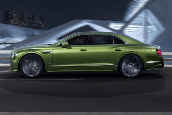 Bentley Flying Spur      - 2