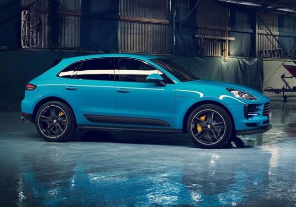 Porsche Macan.  Porsche