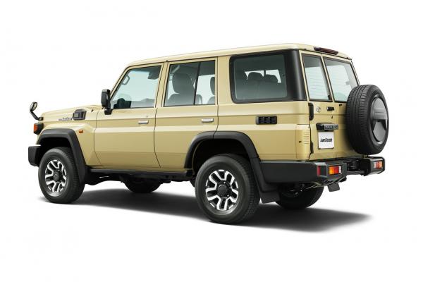  Land Cruiser   - 2