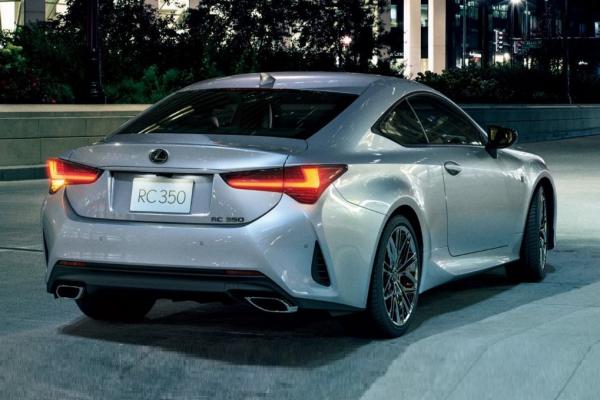 Lexus    RC  - 2