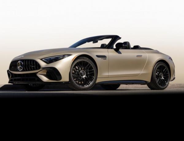 Mercedes AMG SL Golden Coast.  Mercedes-Benz