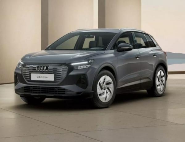 Audi Q4 e-tron.  Audi 