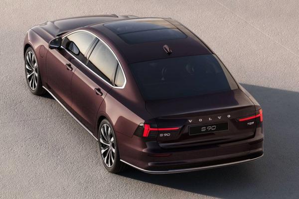    Volvo S90 - 3