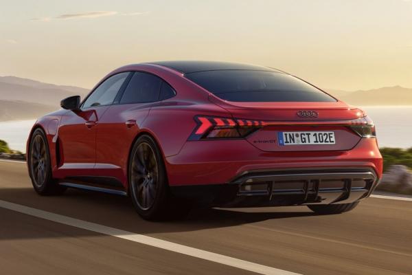 Audi    e-tron GT  - 2