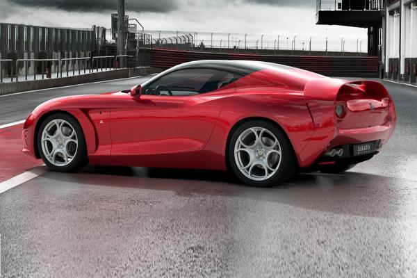    Alfa Romeo 8C     - 2