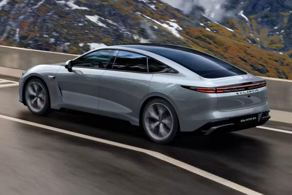 Exeed     Exlantix ES   - 3