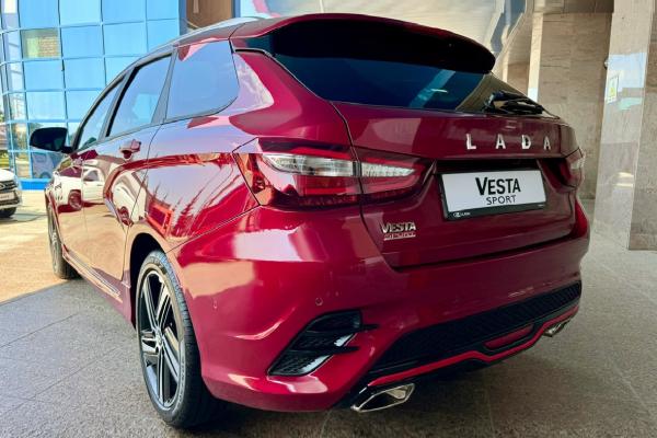 Lada Vesta Sport    - 2