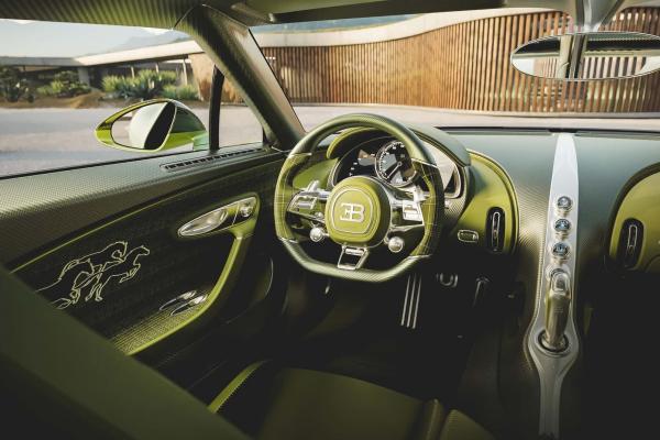 Особый Bugatti назвали в честь лошади - 2