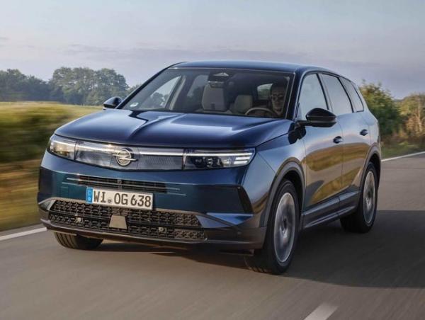 Opel Grandland.  Opel 